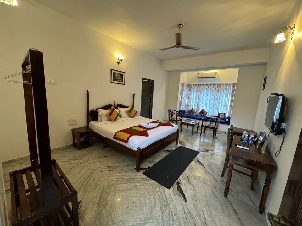 Superior Suite, Mountain View | Free WiFi