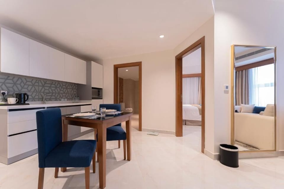 Premium Twin Room, Sea View | Interior