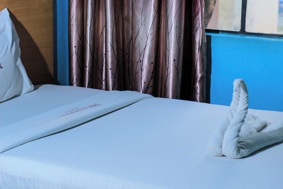 Basic Single Room, Patio | Desk, laptop workspace, free WiFi