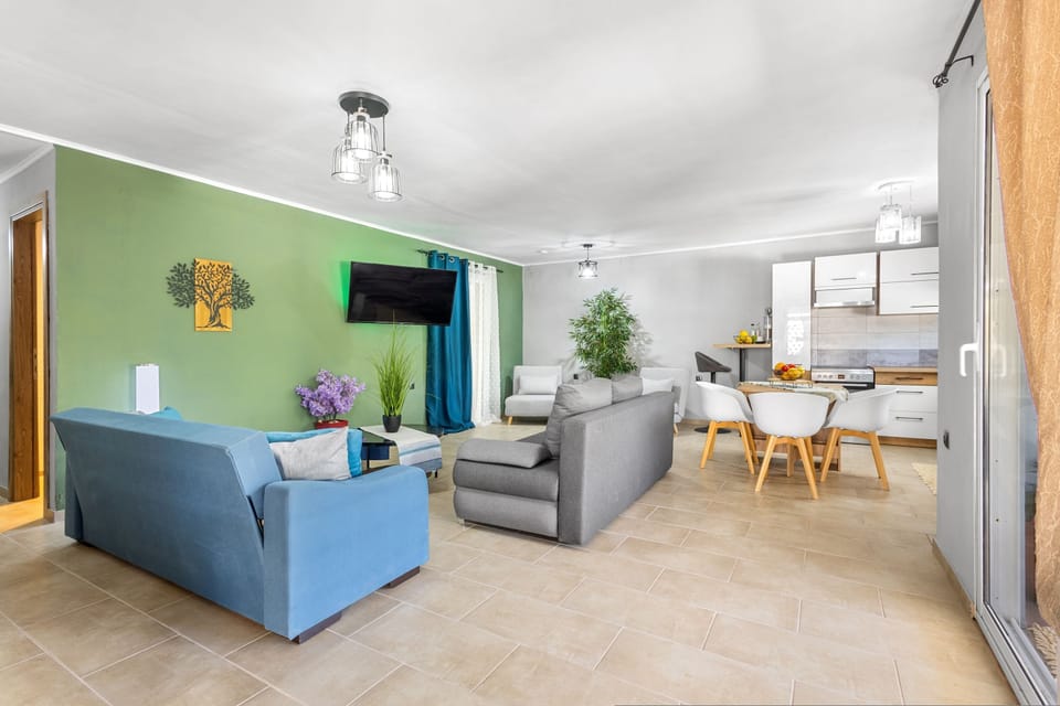 House | 1 bedroom