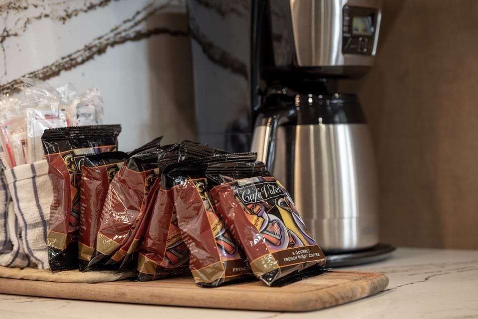 Condo, 3 Bedrooms | Coffee and/or coffee maker