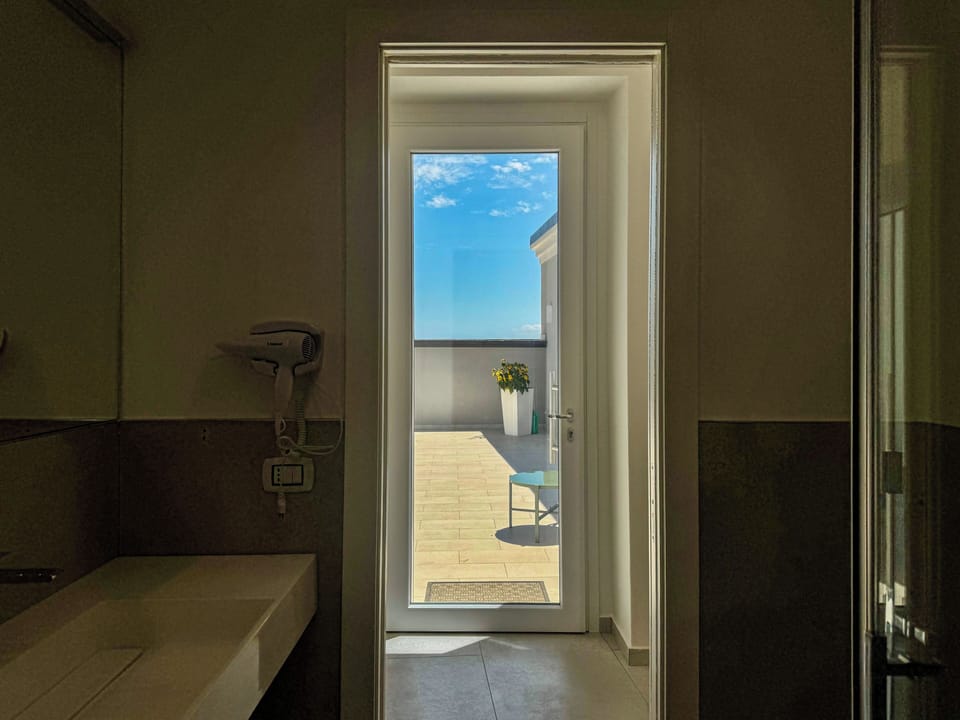 Room, Patio, Sea View | Interior