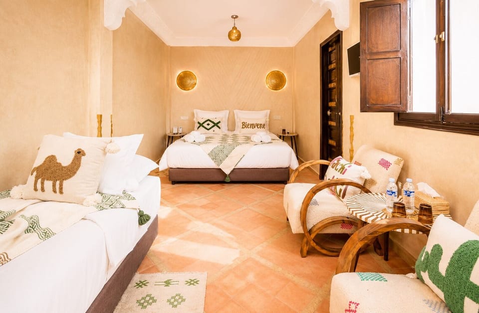 Classic Double Room, Private Bathroom (Delux 01	) | In-room safe, WiFi (free)