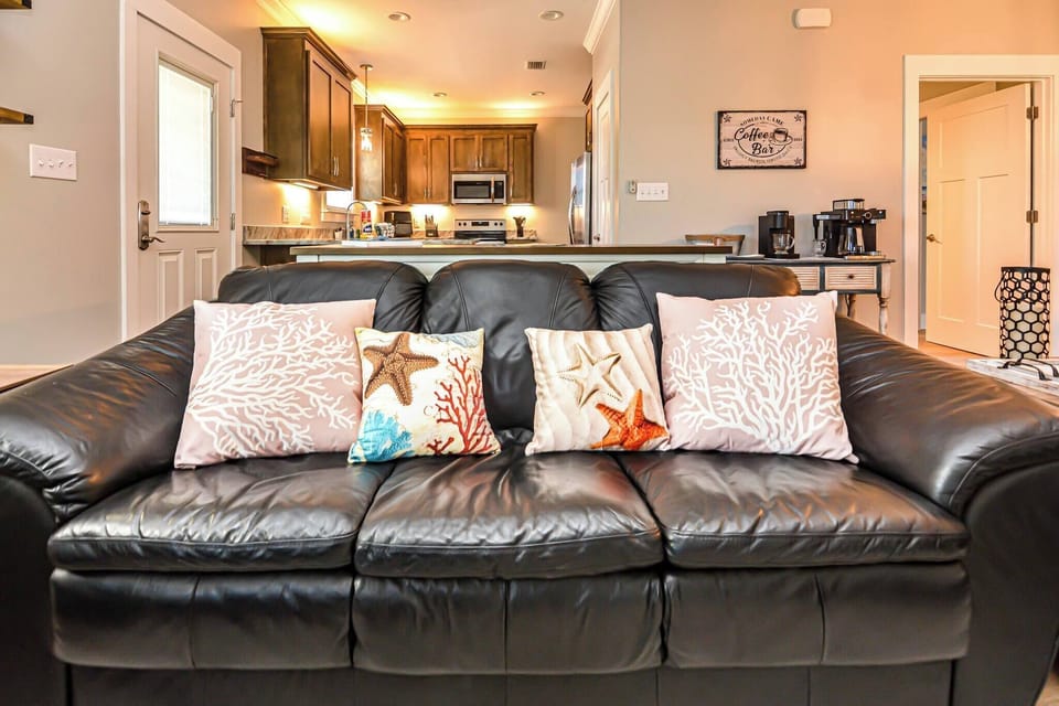 House, 3 Bedrooms, Smoking, Patio | Interior