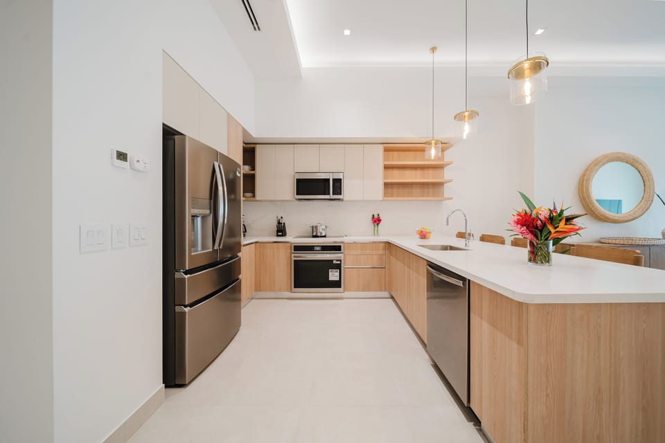 Condo, Multiple Beds, Kitchen (Marina Vista) | Private kitchen | Dining table