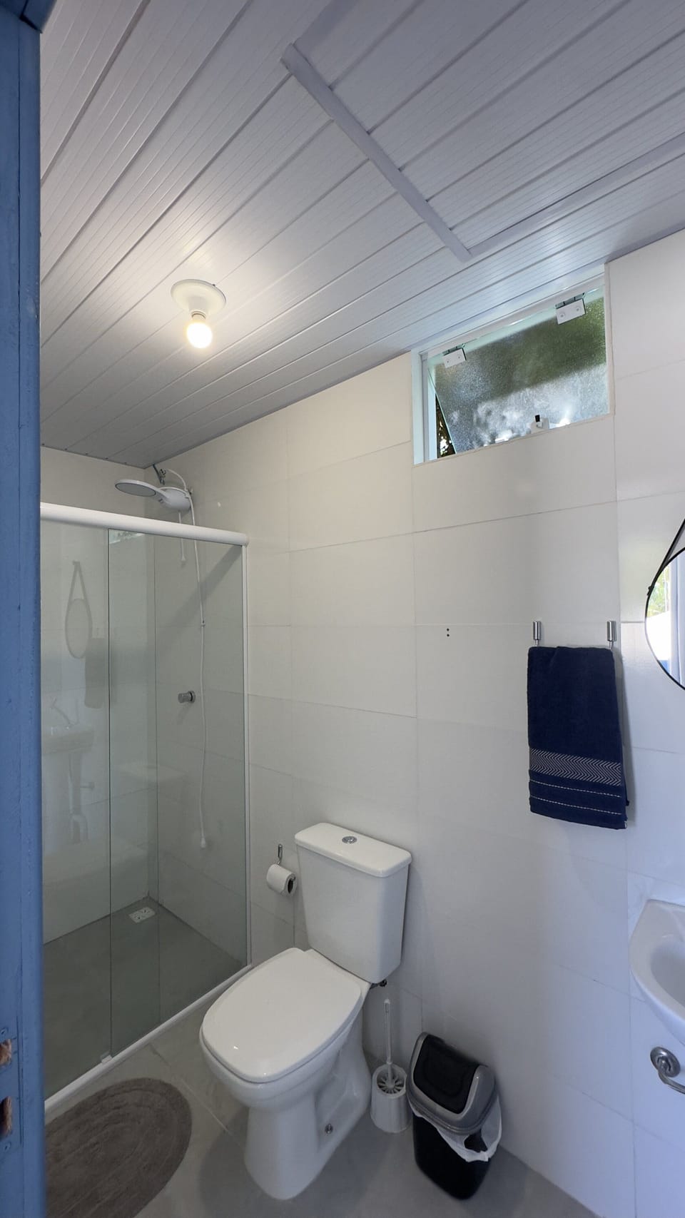 Standard Double or Twin Room, 1 Queen Bed, Air conditioning | Bathroom | Toilet paper