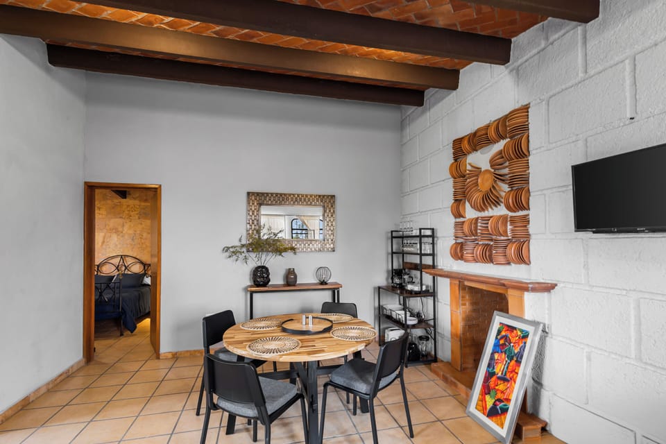 Comfort Villa, Garden View | Dining