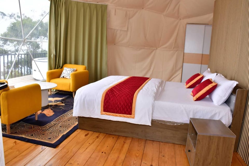 Design Room | WiFi (free), bed sheets