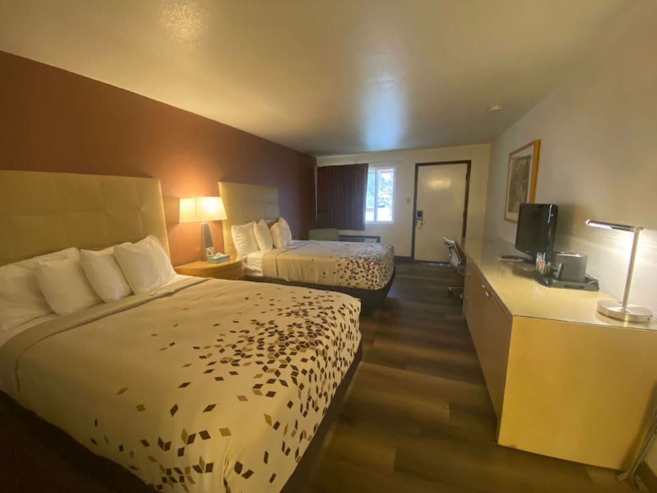 Pillowtop beds, individually furnished, desk, laptop workspace