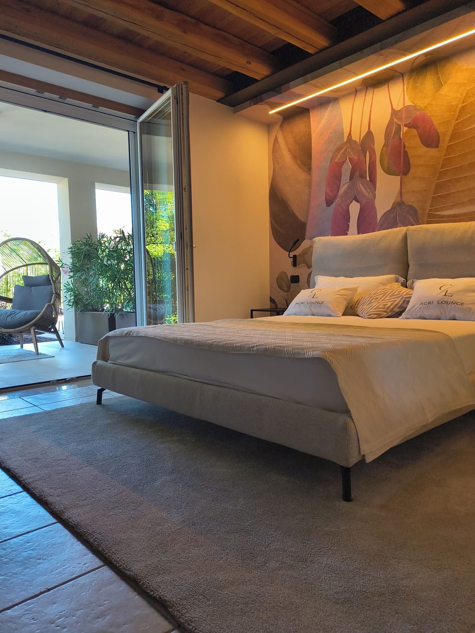Double Room With Patio | Minibar, in-room safe, WiFi (free), bed sheets