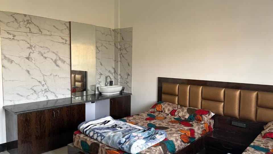 Basic Double or Twin Room | Free WiFi