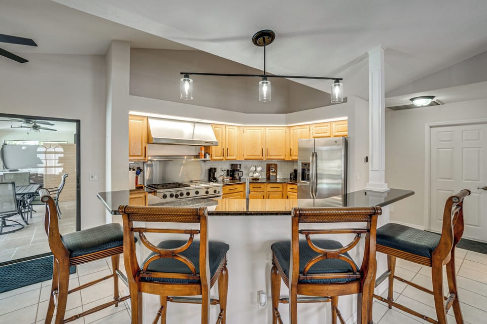 House (3 Bedrooms) | Interior