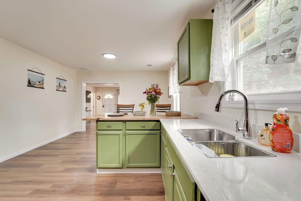 House (3 Bedrooms) | Interior