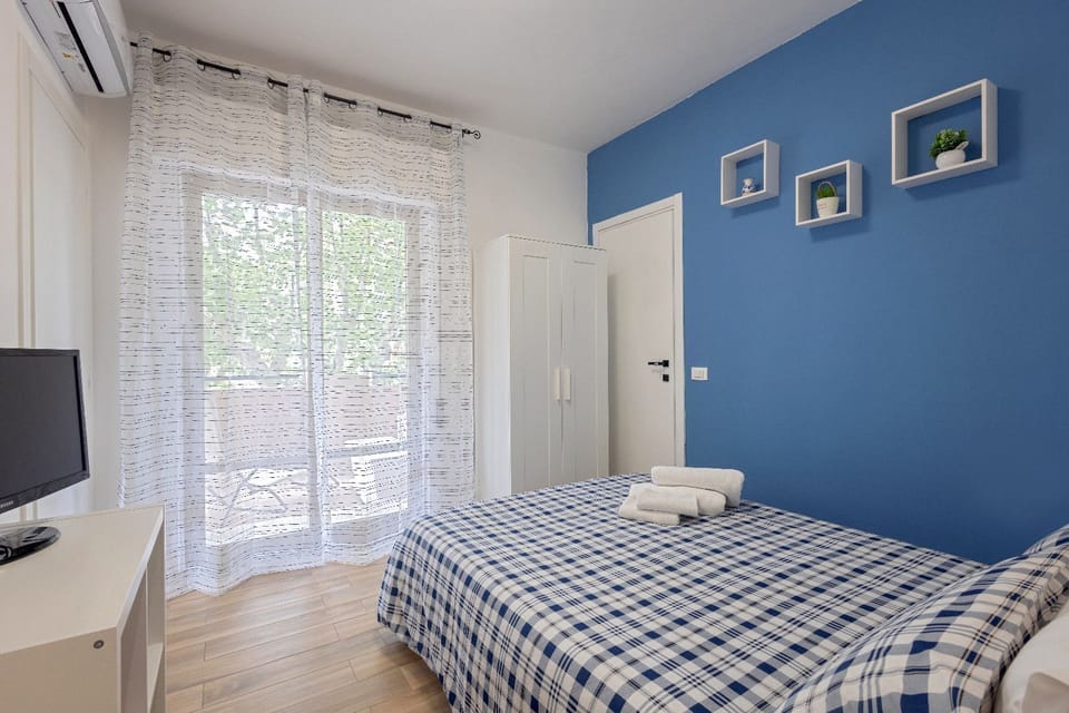 Economy Double Room, City View | Blackout drapes, soundproofing, iron/ironing board (on request)