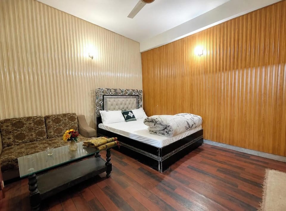Family Double Room | Iron/ironing board (on request), WiFi (free)