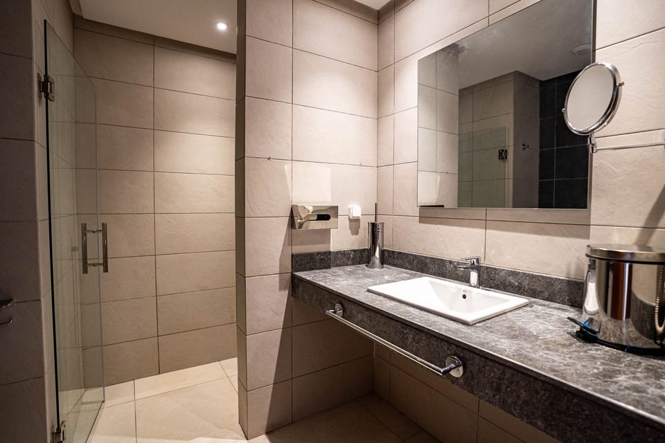 Apartment, 2 Bedrooms | Bathroom