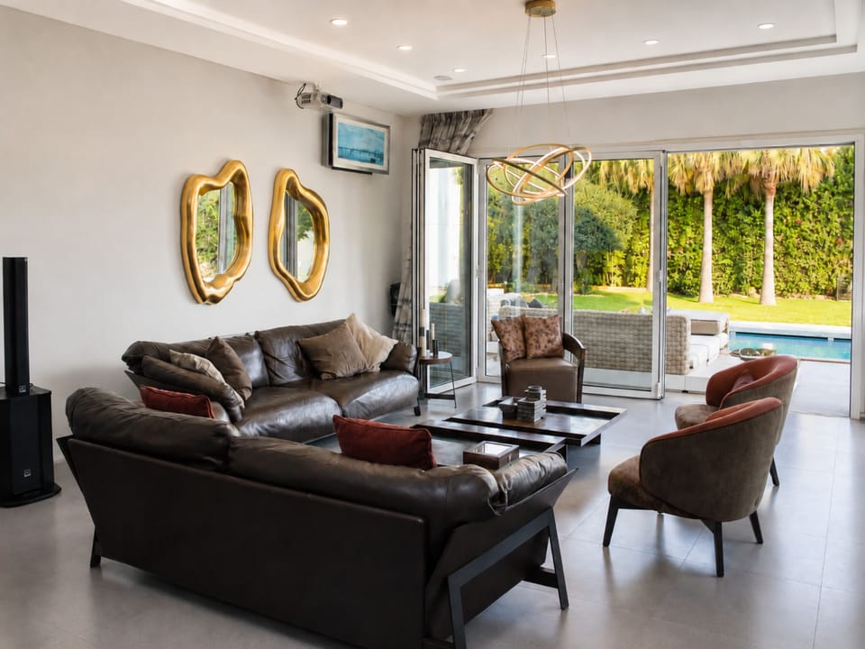 Villa, 4 Bedrooms, Accessible, Smoking | Living room