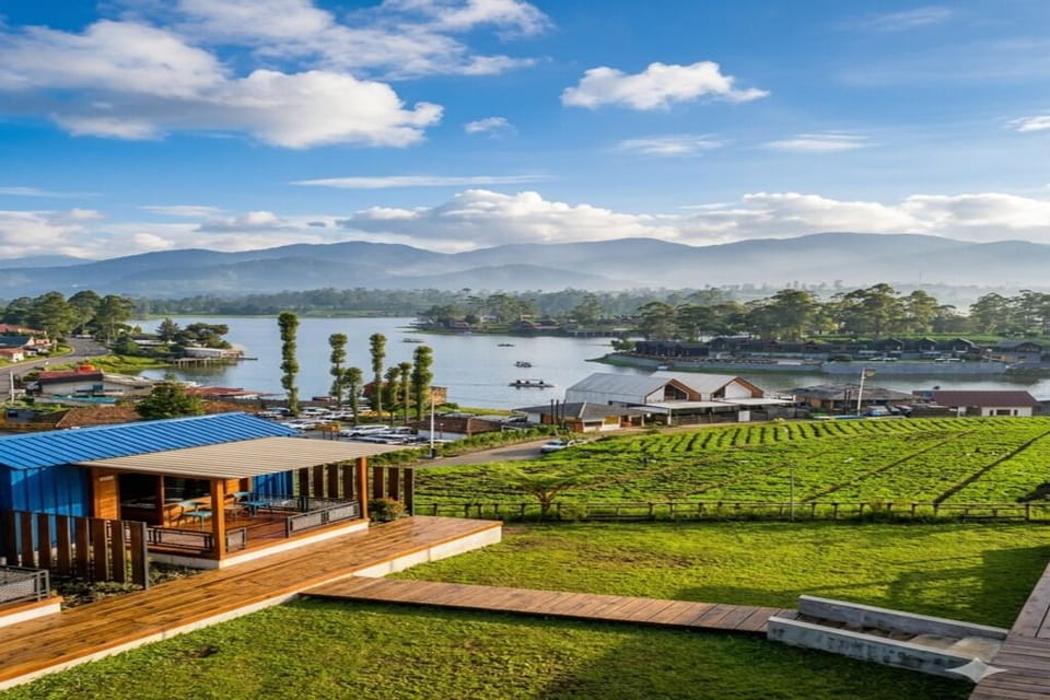 Family Cabin, Lanai, Lake View | Terrace/patio