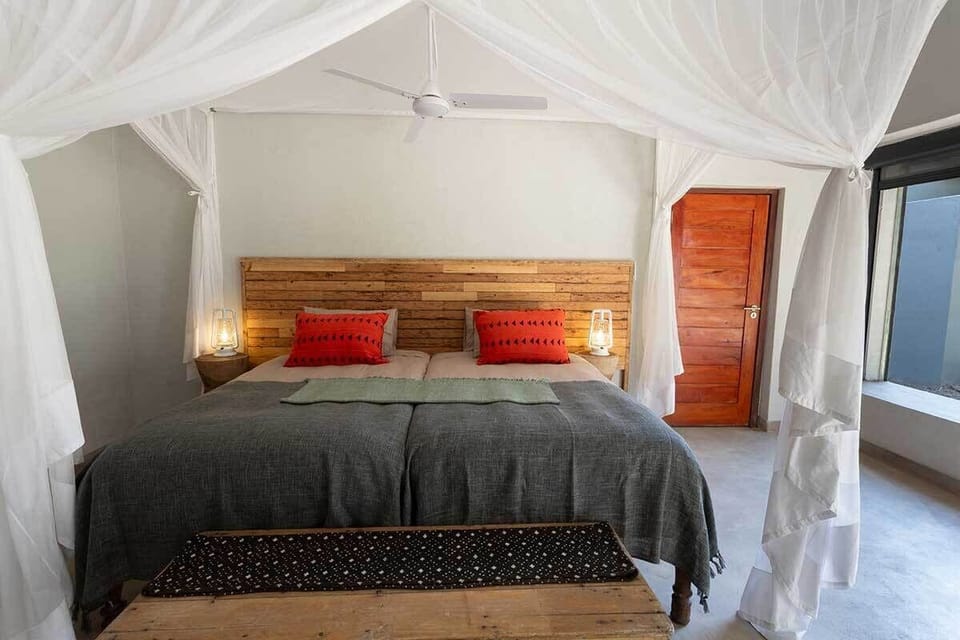Deluxe Twin Room, Balcony | Free WiFi