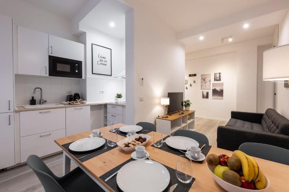 Apartment, 2 Bedrooms, Balcony, Courtyard View | Private kitchen