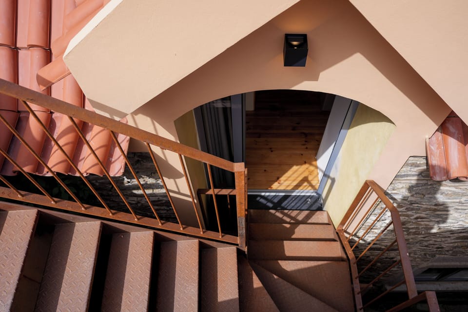 Classic Studio, Balcony, Mountain View | Property grounds