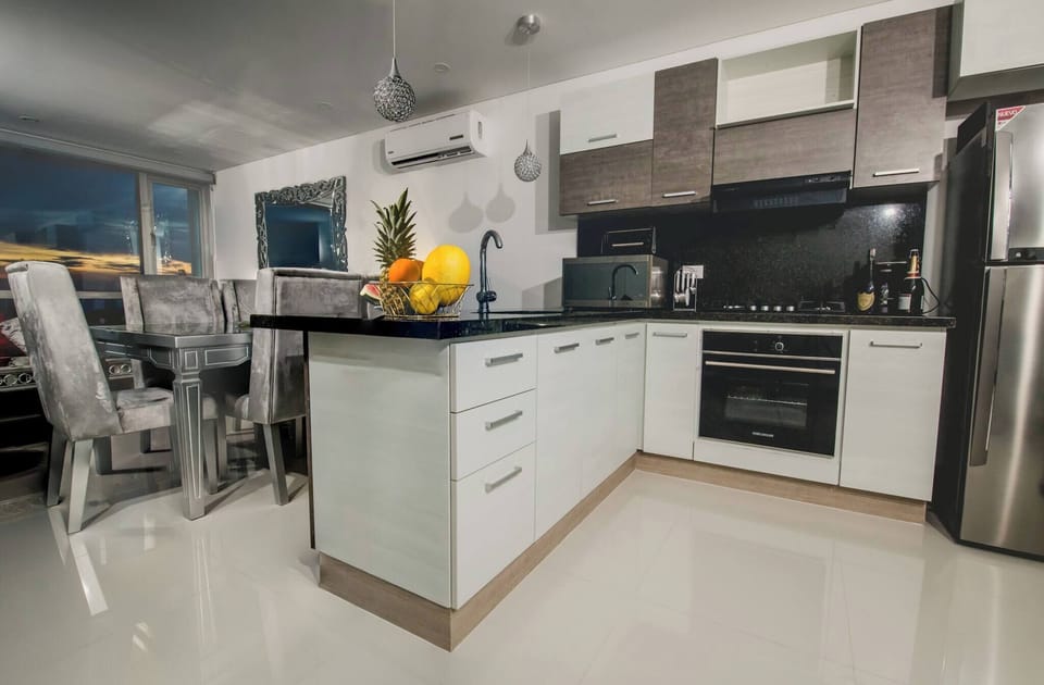Apartment, 3 Bedrooms, Accessible, Patio | Interior