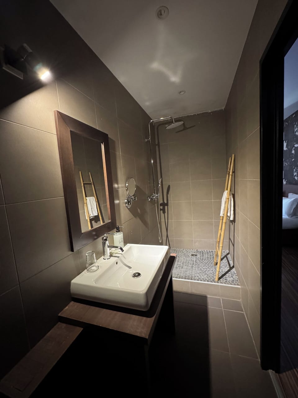 Comfort Double Room, City View | Bathroom