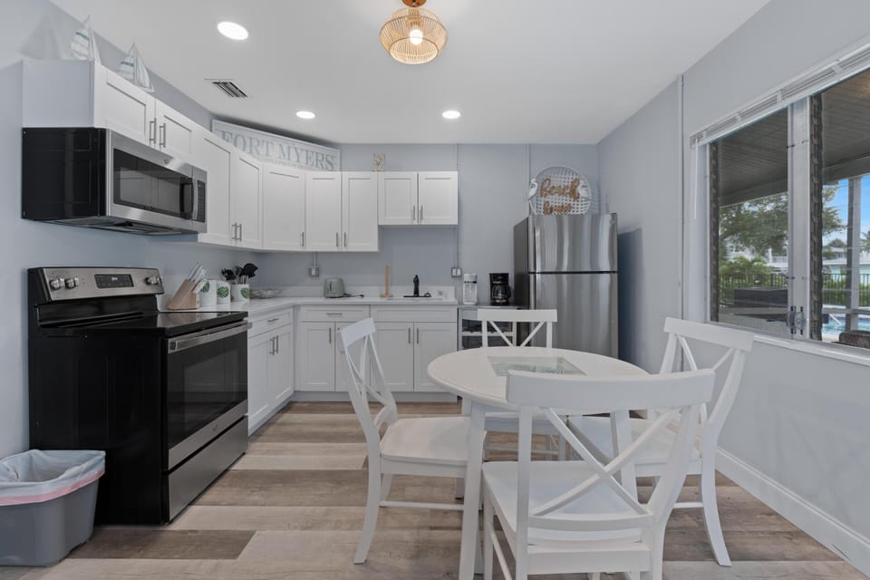 House, Multiple Beds (Dune Your Thing A) | Private kitchen