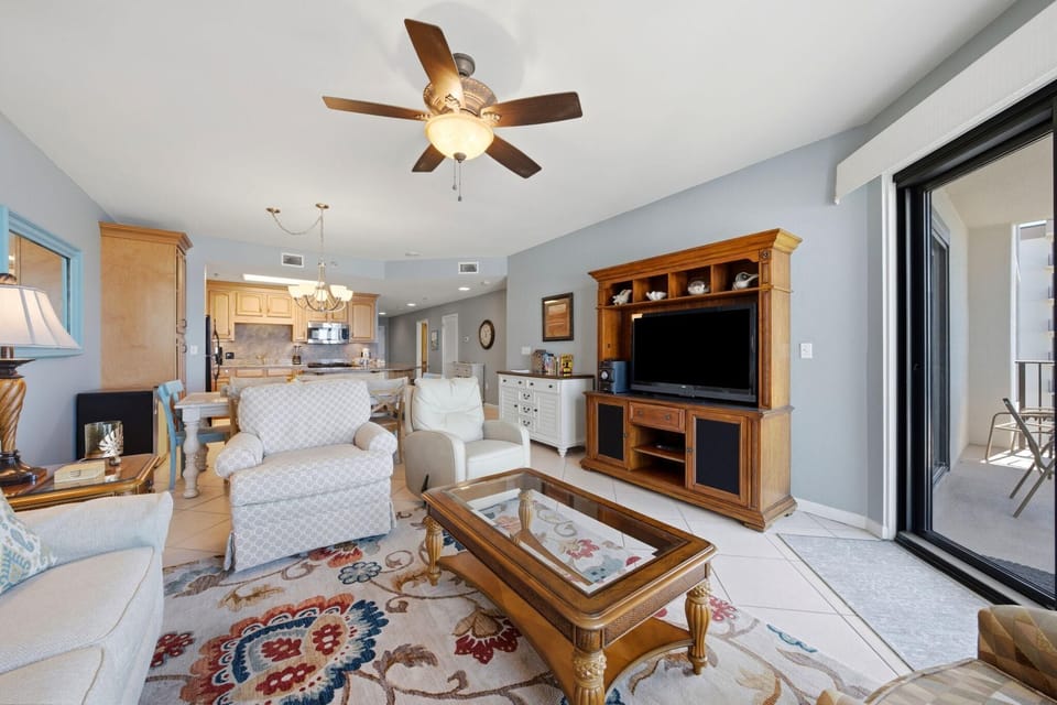 Condo, Multiple Beds (Phoenix 6 1111) | Living area