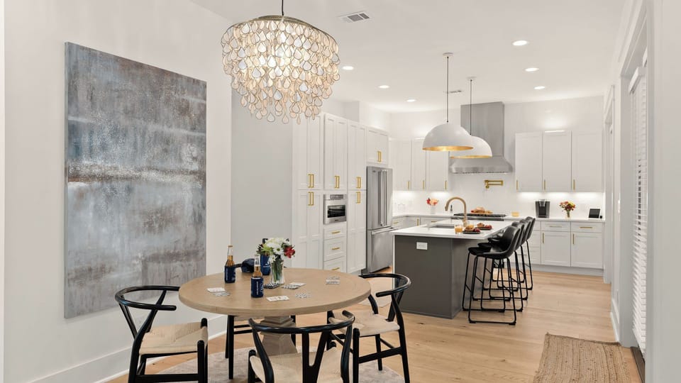 House (4 Bedrooms) | Interior