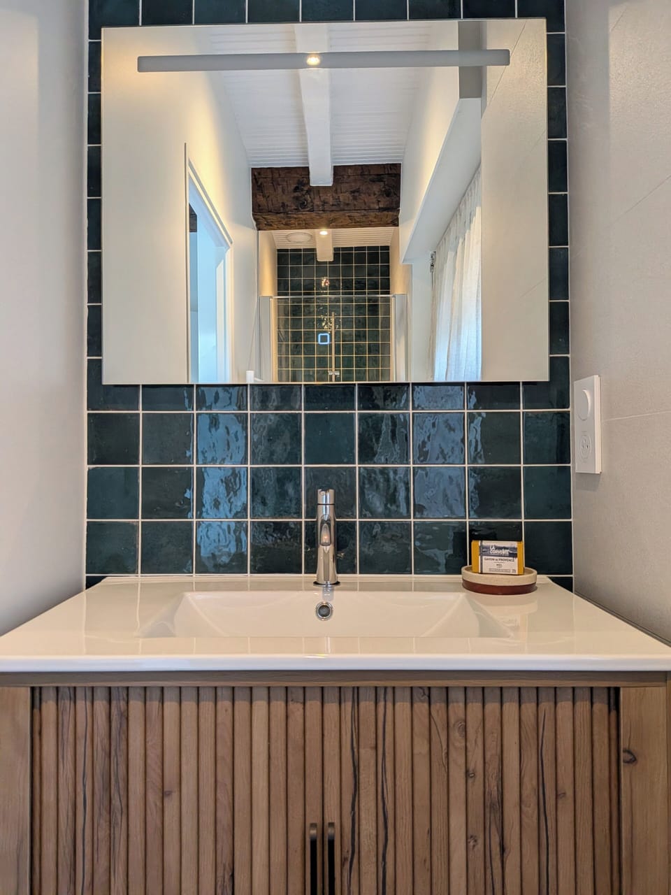 Quadruple Room, Garden View | Bathroom