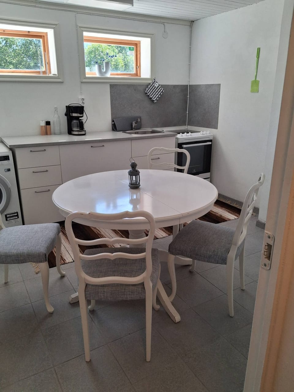 Apartment, 1 Bedroom, Accessible, Fireplace | Dining room