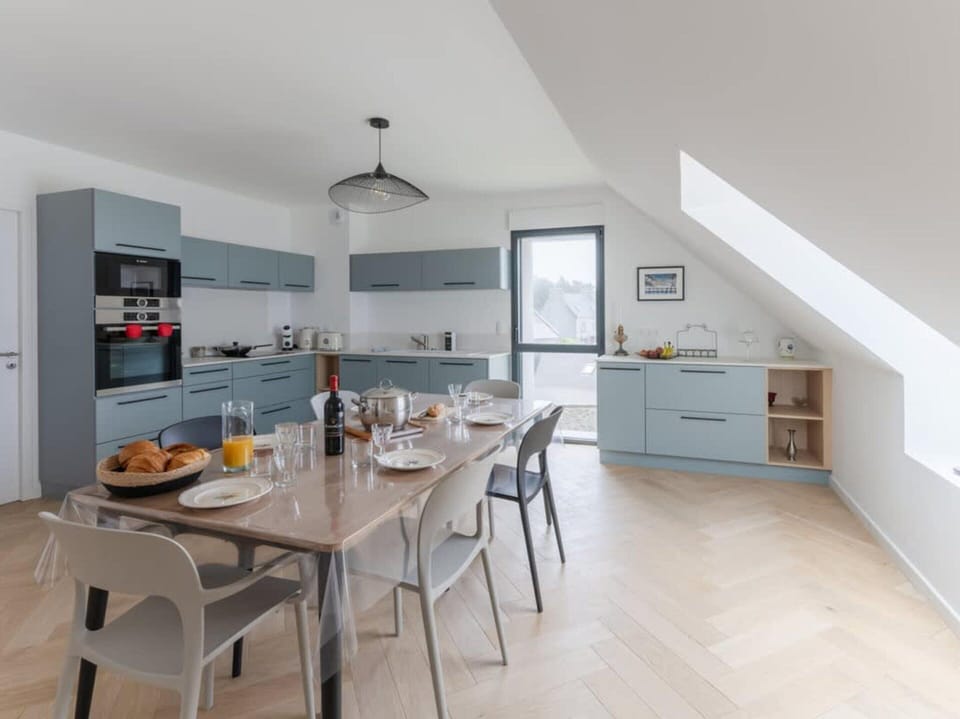 Apartment | Dining