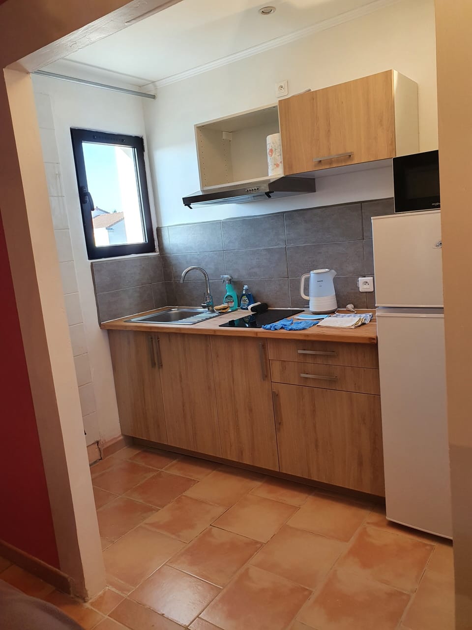 Family Studio Suite | In-room dining