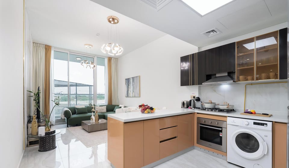 Deluxe Apartment, Balcony, City View | Private kitchen | Electric kettle, toaster, highchair, freezer