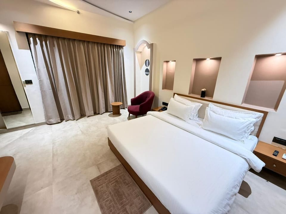 Luxury Double Room | Free WiFi