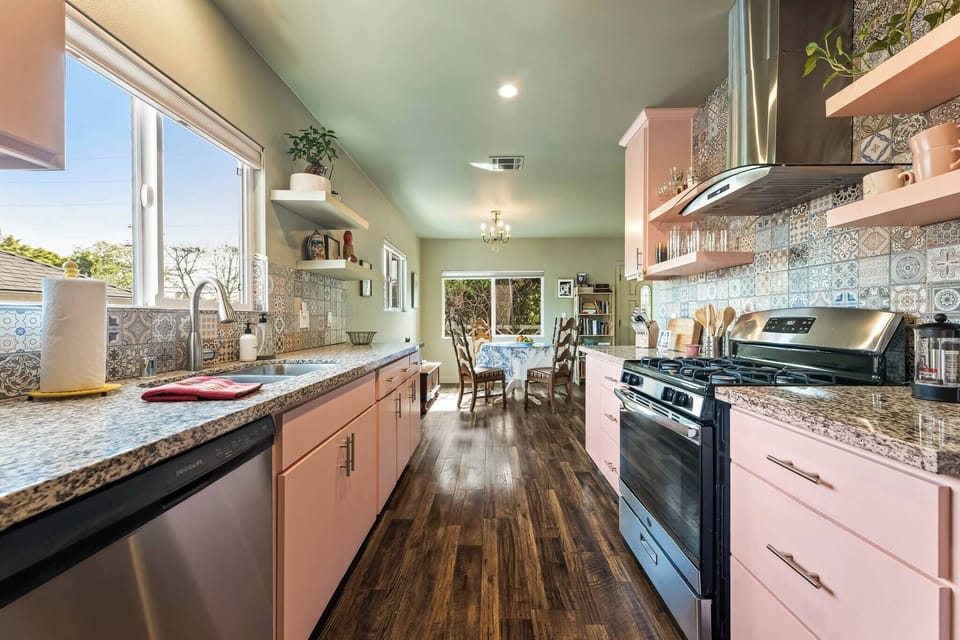 House, 2 Bedrooms, Smoking, Patio | Interior