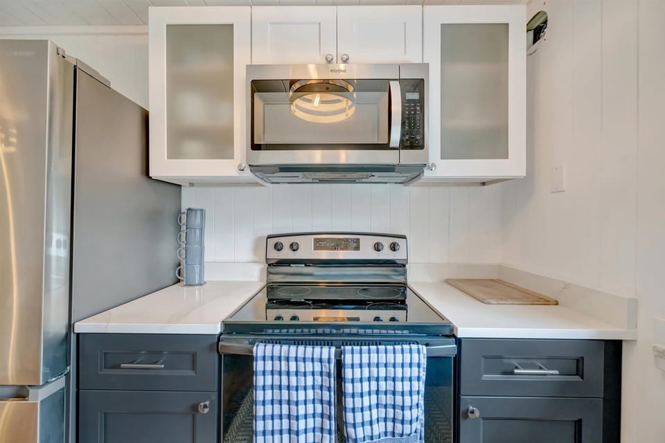 Comfort House, 2 Bedrooms | Private kitchen