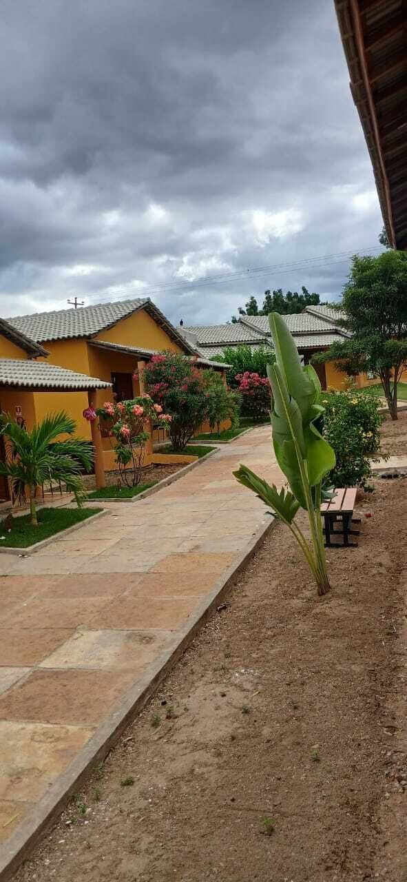 Comfort Suite, 1 Queen Bed, Private Bathroom, Garden View | Courtyard