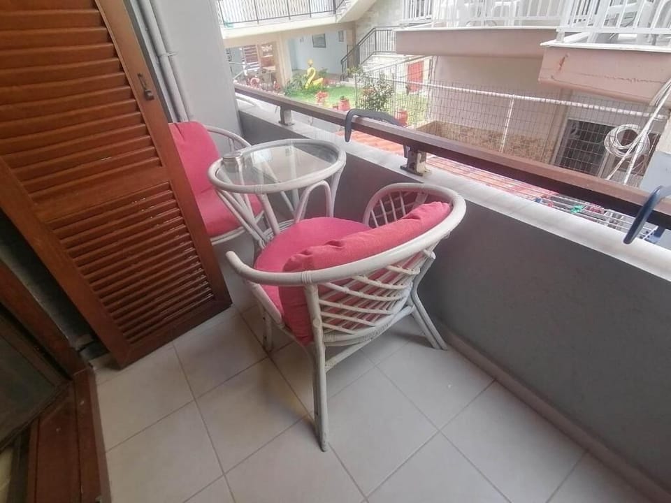 Economy Double Room, Balcony | Property grounds