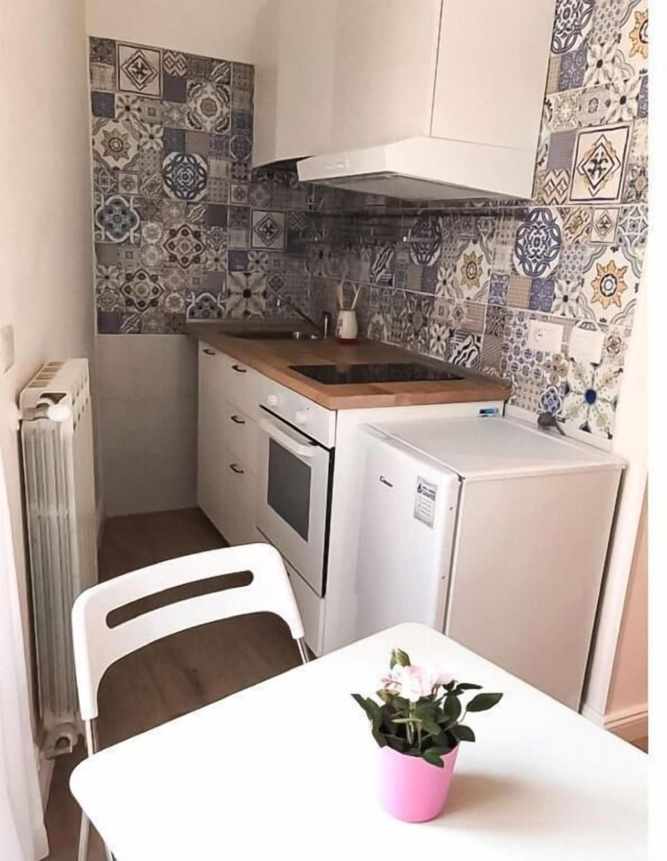 Double Room, Balcony, City View | Private kitchen