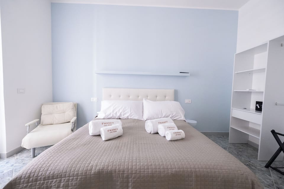Comfort Room, Courtyard View | Free WiFi
