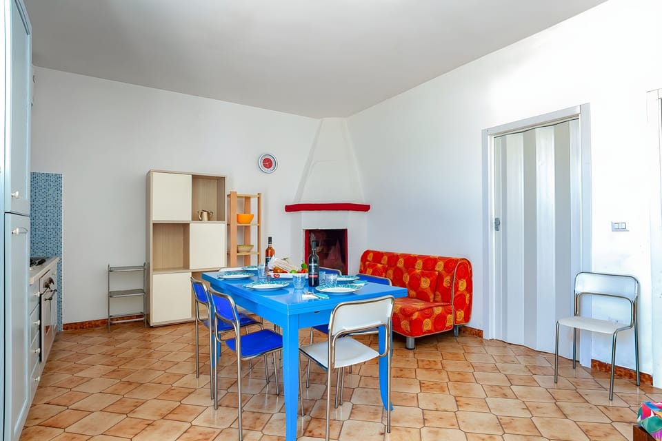Family Villa, 3 Bedrooms, 2 Bathrooms (Casa Spiaggiabella Near The Sea) | Dining