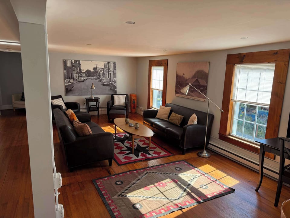 Basic Apartment, 2 Bedrooms, Balcony | Living area