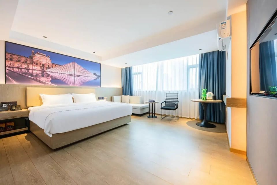 Comfort Double Room, City View | Free WiFi