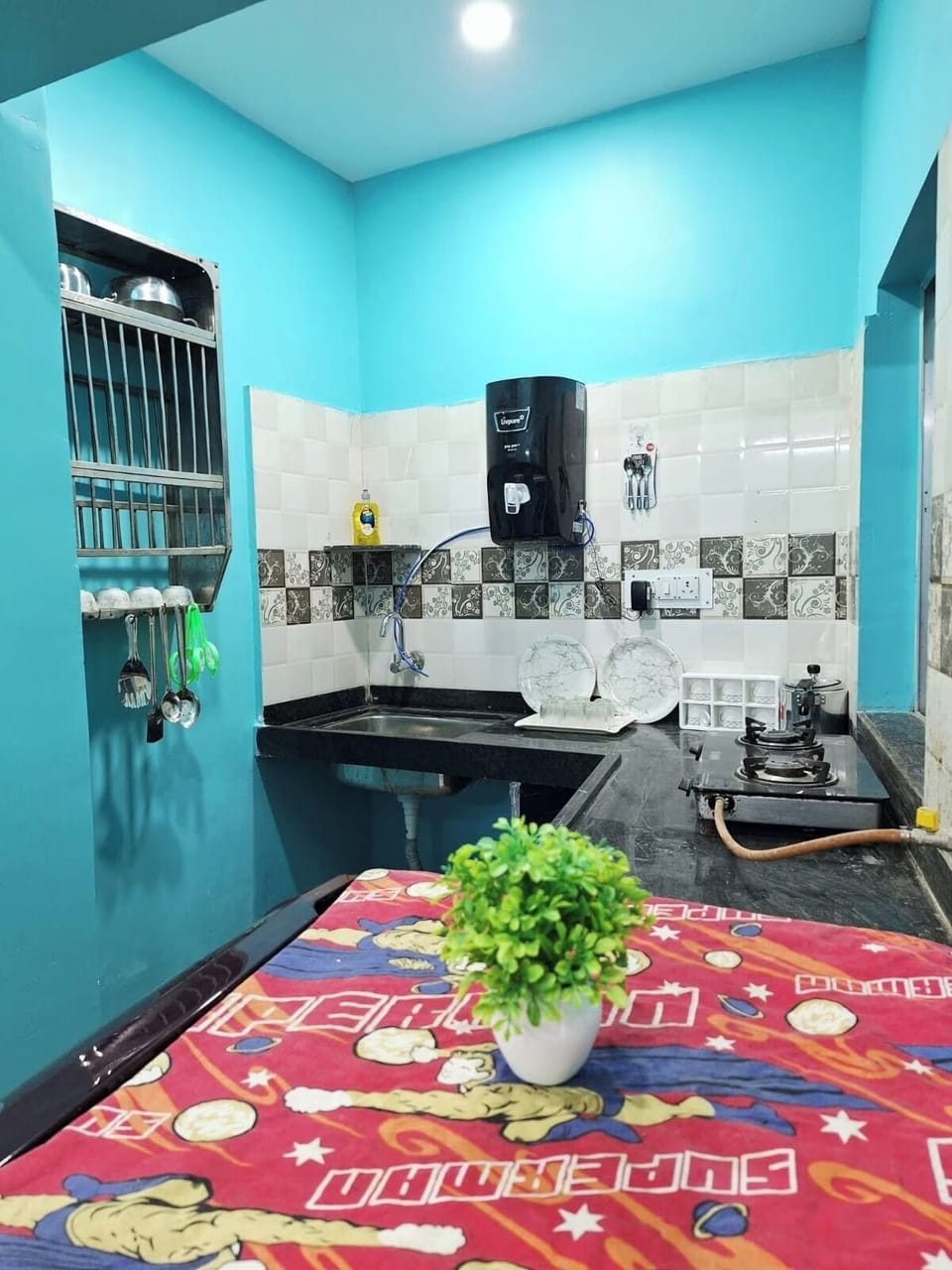 Classic Double Room | Private kitchen | Fridge, cookware/dishes/utensils