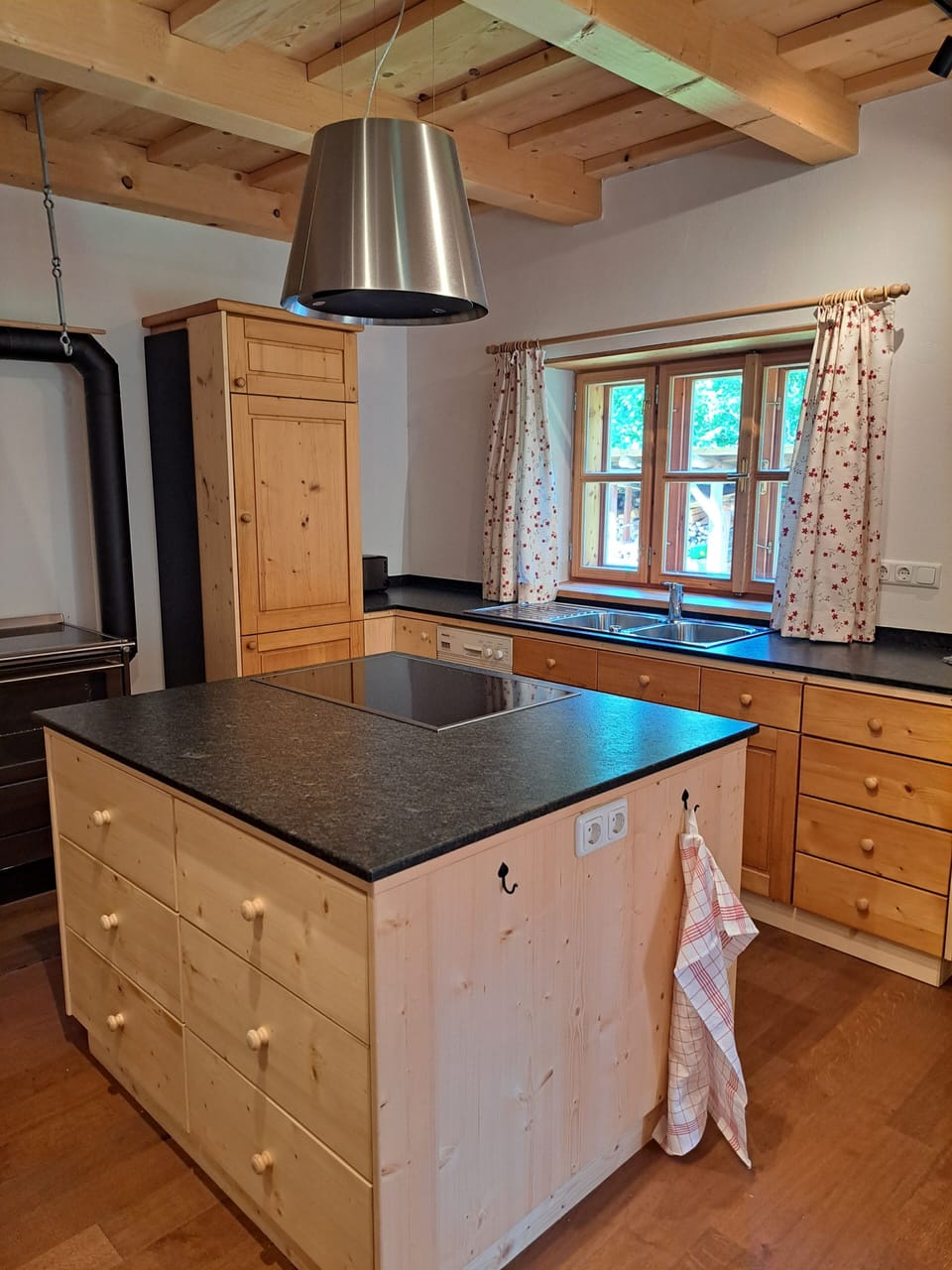 Comfort Apartment, 1 Bedroom, Garden View | Private kitchen | Coffee/tea maker, electric kettle