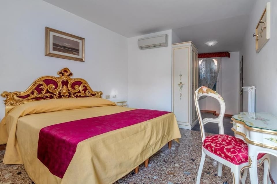 Classic Triple Room, City View | Free WiFi