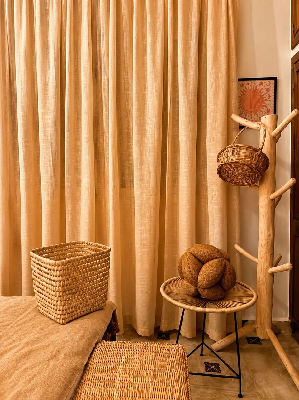 Standard Double Room, City View | Interior