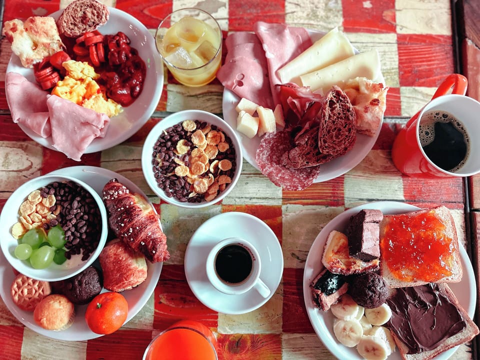 Daily buffet breakfast for a fee